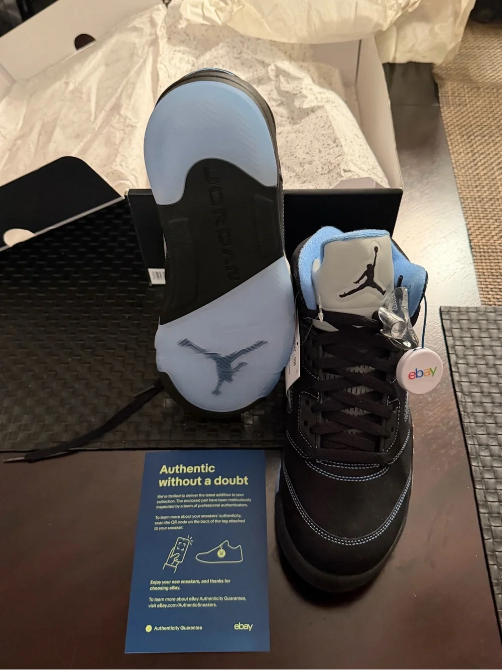 Jordan Men's Black and Light Blue Athletic Shoes